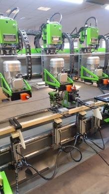 Kita įranga Automatický vrtací stroj AWN | Staliaus naudojamos mašinos | Medžio apdirbimo mašinos | Drekos Made s.r.o