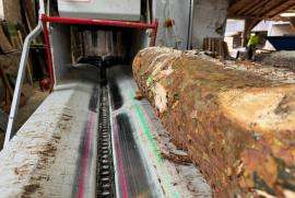 Prizmę formuojantis pjūklas TD-500 KB |  Lentpjūvės mašinos | Medžio apdirbimo mašinos | Drekos Made s.r.o