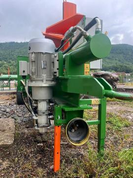 Rąstų skaidiklis Tark -50  |  Medienos atliekų perdirbimas | Medžio apdirbimo mašinos | Drekos Made s.r.o