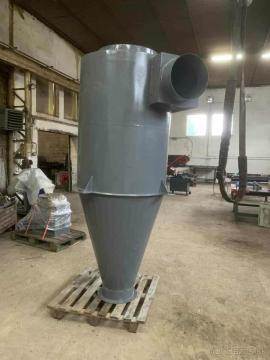 Trauktuvas Cyklonový odlučovač pílin  |  Degimo krosnys, oro mašinos | Medžio apdirbimo mašinos | Juraj polovka šneky výroba 