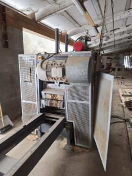 Korpusinis pjūklas / diržų rinkinys Trak-met PRU 570/8 |  Lentpjūvės mašinos | Medžio apdirbimo mašinos | Drekos Made s.r.o